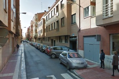 Calle Carmelo, donde tuvo lugar la redada anti-droga
