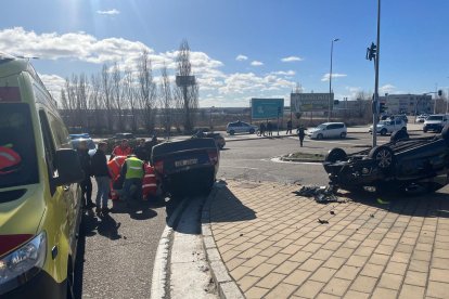 Espectacular de dos coches en Valladolid.