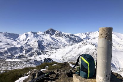 Panorámica de la Montaña Palentina desde la cumbre de la Horca de Lores