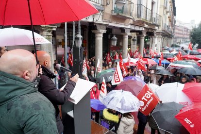 Concentración de CCOO y UGT en Valladolid. ICAL