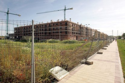 Construcción de viviendas en el municipio vallisoletano de Arroyo.