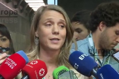 Ángela de Miguel hace declaraciones a los medios tras ser elegida presidenta de Cepyme: «Estoy muy contenta con este resultado»