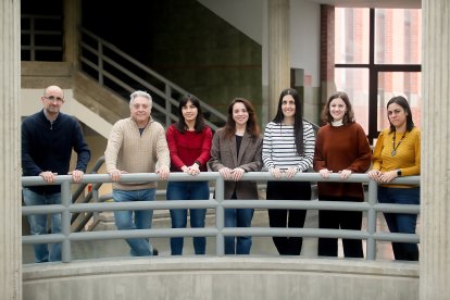 Científicos del grupo de investigación GIIGAS de la Universidad de León.