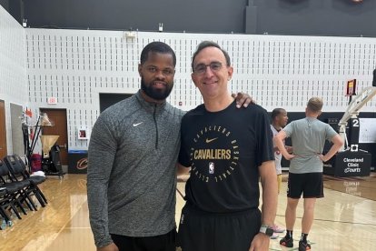 Hugo López junto al ex ACB Omar Cook, que ejercerá de Head Coach.