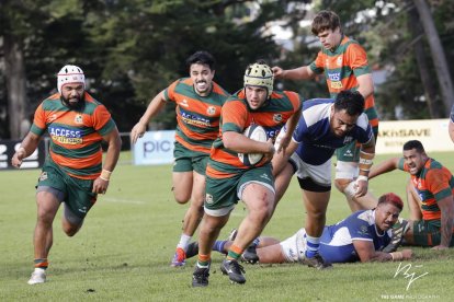 David Gallego en una acción con el Pozuelo.