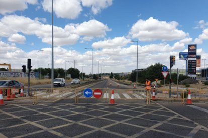Nuevos cortes de tráfico por las obras de la VA-20.