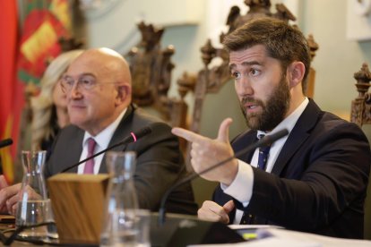 El concejal Francisco Blanco en el pleno del Ayuntamiento de Valladolid.