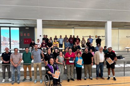 Imagen de ponentes y asistentes a una de la charlas del Clínic de la ACLEB.