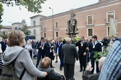 Traslado procesional de Nuestra Señora del Carmen de Extramuros.