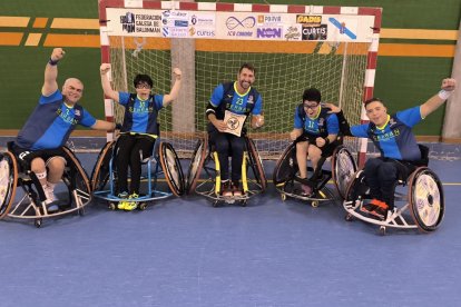 Inclusport Serban celebra su victoria en Coruña.