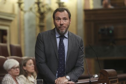 Óscar Puente, en una imagen de archivo en el Congreso de los Diputados.