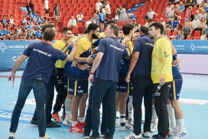 El Recoletas hace piña ante de un partido en Huerta del Rey