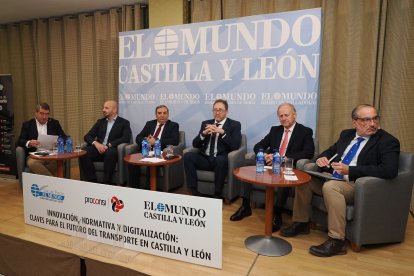 Pablo Lago, Alejandro Fernández, José Luis Sanz Merino, Tomás Castro, Vicente Alciturri y Fernando García.