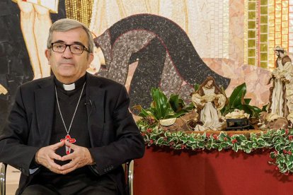 El arzobispo de Valladolid y presidente de la CEE, Luis Argüello, durante su mensaje navideño