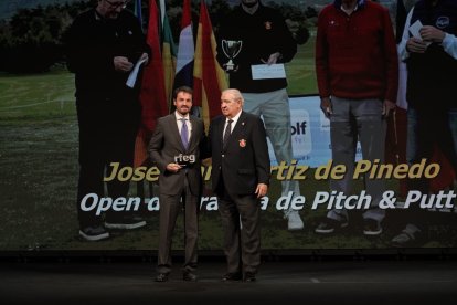 José María Ortiz de Pinedo, homenajeado en la Gala del Golf Español 2025.
