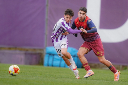 Sergi Esteban, ante el Deportivo Fabril.