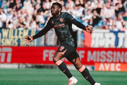 Noah Ohio celebra un gol con el filial del Utrecht.