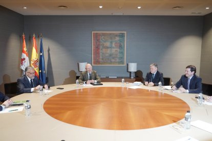 REUNIÓN PP-VOX