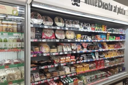 Cámara de refrigerados del supermercado DIA de Tudela de Duero donde se produjo el hurto de la lasaña.