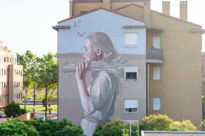 El mural de Taquen en Barrio España se ha convertido en uno de los símbolos de la ruta de arte urbano que ha transformado el barrio en Valladolid