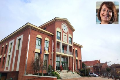 Ayuntamiento de Arroyo de la Encomienda, en foto pequeña Margarita Santos