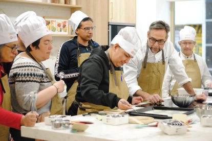 el chef Estrella Michelin Miguel Ángel de la Cruz inaugura BeChef, un proyecto que une alta cocina, formación e inclusión social.