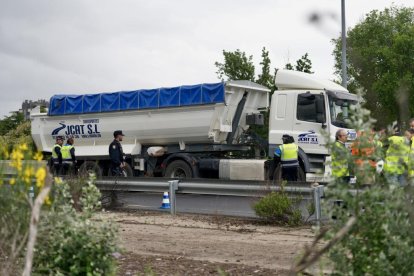 Lugar del accidente donde un trabajador ha perdido la vida en las obras de la VA20.