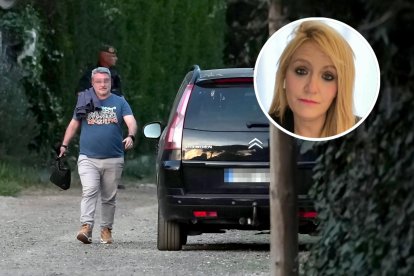 Óscar sale del último registro a su antiguo chalet. En la imagen enmarcada, Verónica Guerrero, la nuveva abogada de la familia López de la Rosa.
