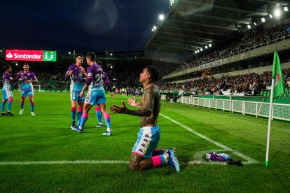 Kenedy, tras marcar su segundo gol en el 2-3 de la última visita a Santander.