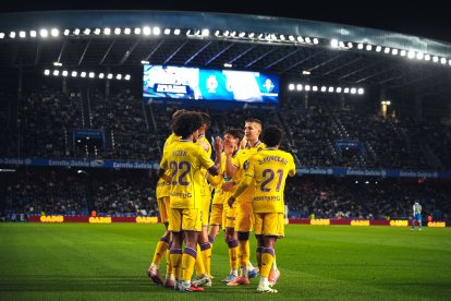El Real Valladolid celebra su gol en la primera vuelta en Riazor.