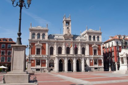 Valladolid vivirá un fin de semana de ambiente casi veraniego, con máximas de hasta 34 grados y tiempo estable según la AEMET.