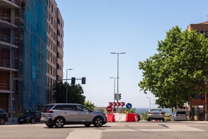 Imagen de las obras de red de calor que se están llevando a cabo en la calle Habana