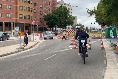 Imagen de las obras de la red de calor de Parquesol