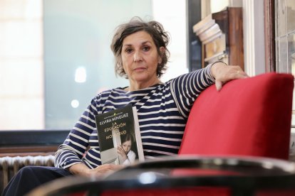 Elisa Minguéz presenta su novela  'La educación del monstruo' en Valladolid