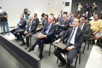 José Vicente de los Mozos, Enrique López, Sergio Rello y Javier Recio en la sala de prensa de Zorrilla.