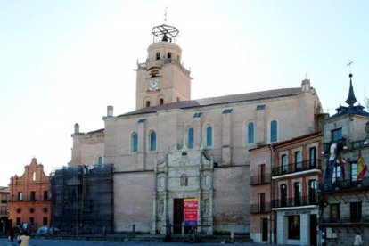 Colegiata de San Antolín en Medina del Campo.