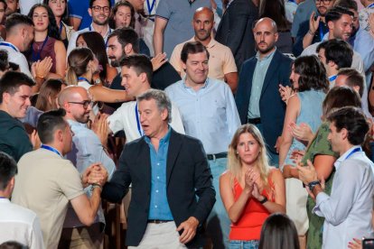 Feijóo, Fanjul, Dancausa y Mañueco durante la clausura del congreso de Nuevas Generaciones en Valladolid.