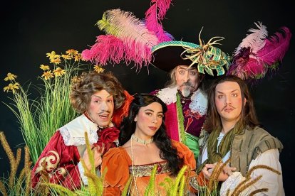 Para del elenco de Morboria Teatro