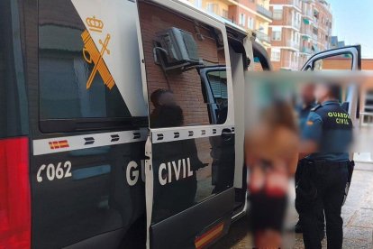 Momento de la detención de los padres de la bebé por parte de la Guardia Civil.