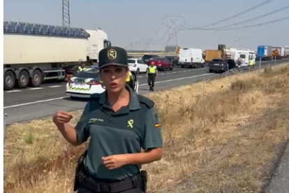 La Guardia Civil pide precaución en la A-6 por el eclipse