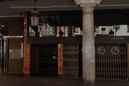 Exterior de la discoteca Coocon en la calle Pasión
