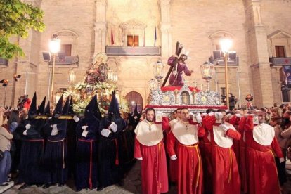 Procesión del Santísimo Cristo Despojado y Nuestra Señora de la Amargura