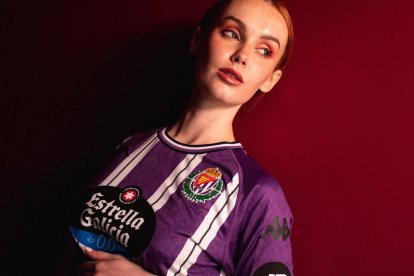 Presentación de la primera equipación del Real Valladolid para la 2024-25