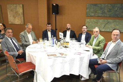 Invitados al Club de Prensa ‘El turismo de interior en Castilla y León como motor de emprendimiento y oportunidades’