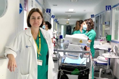 Elena Bustamante, responsable de la Unidad de Cuidados Intensivos del Hospital Clínico Universitario de Valladolid. ICAL