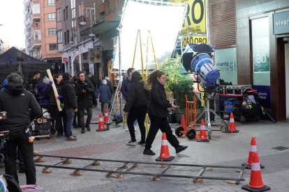 Cines Mantería en el rodaje de una serie ambientada en una 'Sala X'