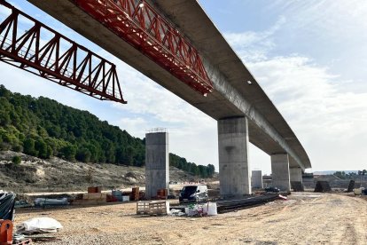 El viaducto del Páramo en la A-11 avanza.