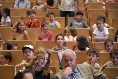 El consejero de Cultura, Turismo y Deporte, Gonzalo Santonja, asiste a la Fiesta Miradas, del Área Socioeducativa de la OSCyL/CCMD, con motivo de su XV aniversario