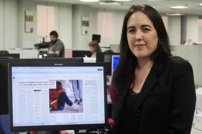 La redactora jefe de El Mundo de Castilla y León, Alicia Calvo, ganadora del Premio Cossío de Prensa 2025.