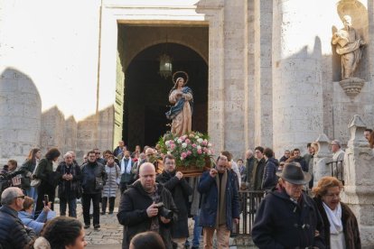 Procesión de La Virgen de San Lorenzo desde La Catedral